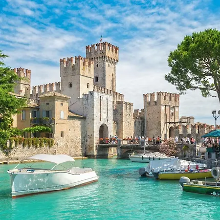 Apartment Casa Valentina Desenzano del Garda